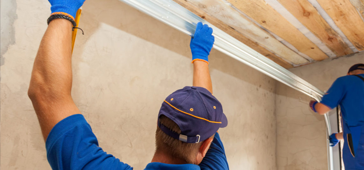commercial overhead garage door repair in Fort Walton Beach